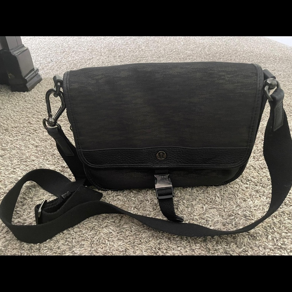 Lululemon Crossbody Bag